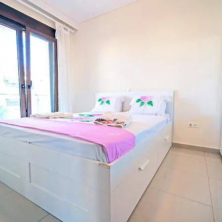 Luxury And Sunny 250 Mts From The Beach!!