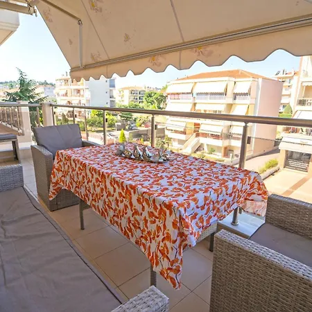 Luxury And Sunny 250 Mts From The Beach!! Peraía