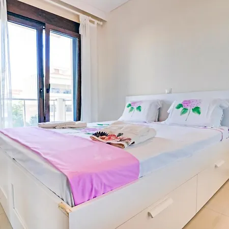 Luxury And Sunny 250 Mts From The Beach!!