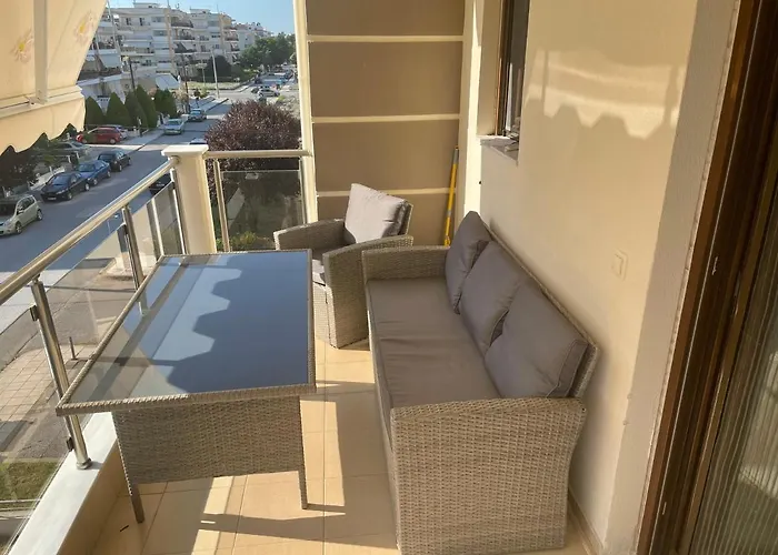 아파트 Luxury And Sunny 250 Mts From The Beach!! Peraía