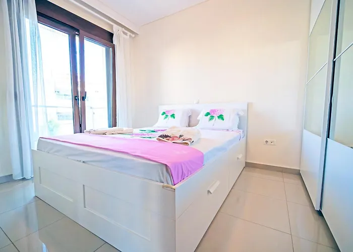 Luxury And Sunny 250 Mts From The Beach!!