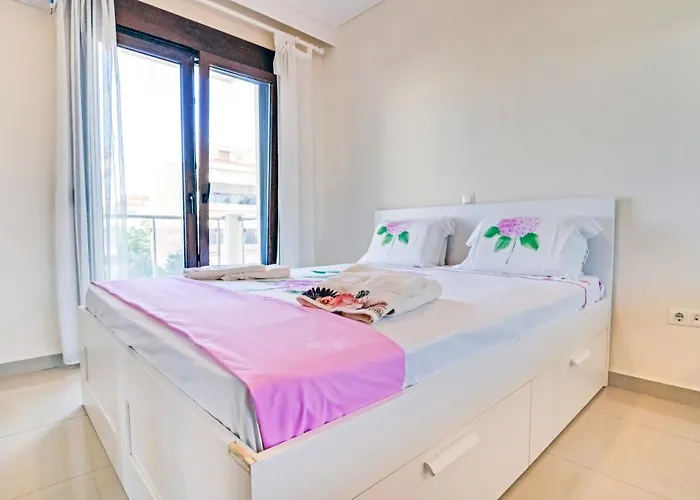 Luxury And Sunny 250 Mts From The Beach!!