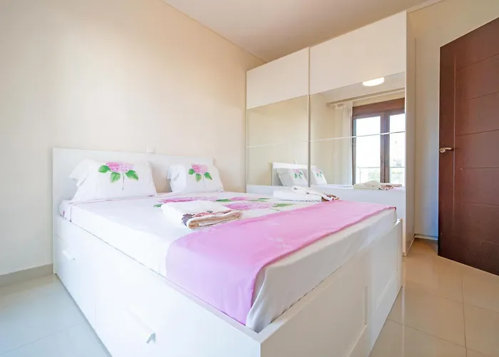 Luxury And Sunny 250 Mts From The Beach!! 아파트 *